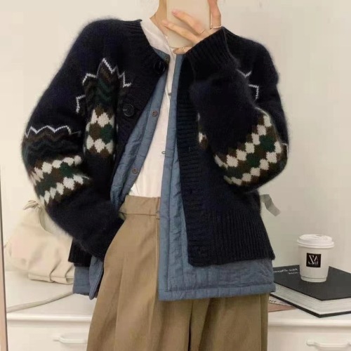 Women's knitted cardigan spring new style women's fashion loose outer wear spring versatile sweater jacket