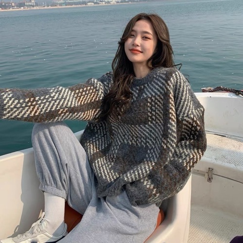 New Korean style thickened outer niche sweater jacket for women retro lazy style pullover knitted top