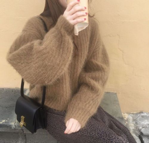 Lazy style thickened and very fairy style loose mink velvet outer wear small light mature knitted mohair sweater for women