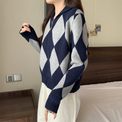 Actual shot ~ early autumn new large size casual rhombus double-headed zipper cardigan sweater