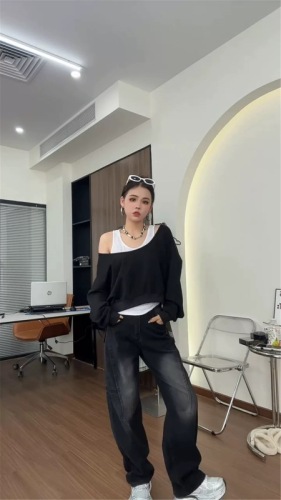 2024 new autumn Korean style fashionable design one-line collar off-shoulder pullover sweatshirt camisole two-piece set for women