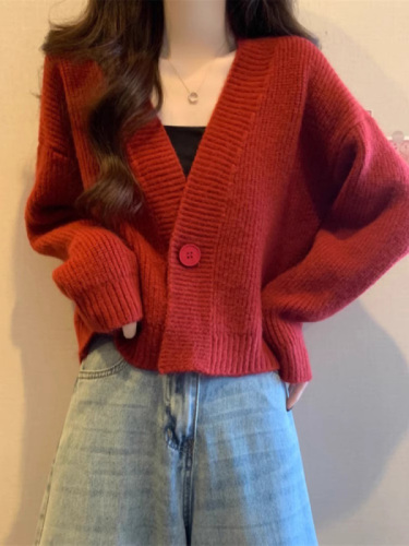 Korean autumn and winter lazy style slimming design niche long-sleeved short sweater v-neck knitted cardigan