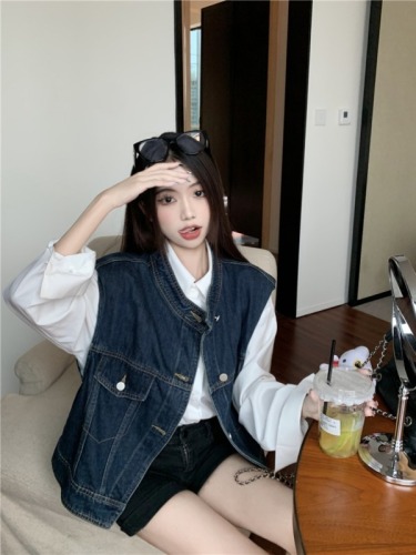 Actual shot ~ New loose slim waistcoat, short versatile vest, retro shoulder padded denim vest for women