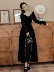French velvet dress for women, spring and autumn, black retro, high-end, drop-woven strap long dress