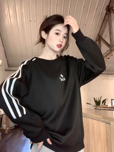 Actual shot of Japanese simple letter print versatile striped round neck sweatshirt for women retro loose versatile pullover top