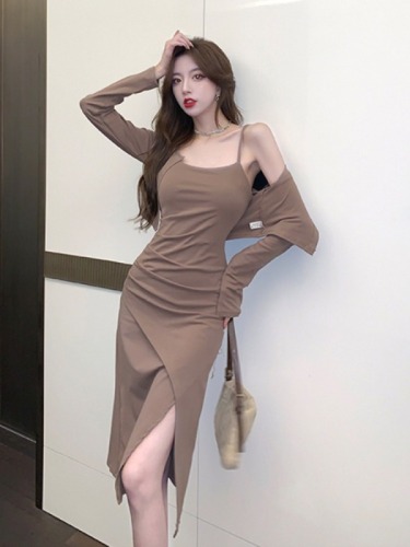 Pure lust hottie casual fashion niche design sexy suspender dress cardigan two-piece suit skirt spring and autumn