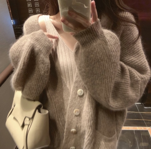 Mohair cardigan women's thick loose lazy style autumn and winter new Korean style temperament short sweater knitted jacket