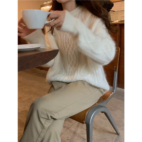 Raccoon velvet twist sweater for women in autumn and winter, loose and lazy Japanese style retro warm and soft waxy knitted outer top