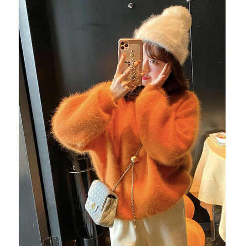 Raccoon velvet orange sweater for women in autumn and winter new fashionable and chic high-end soft waxy top