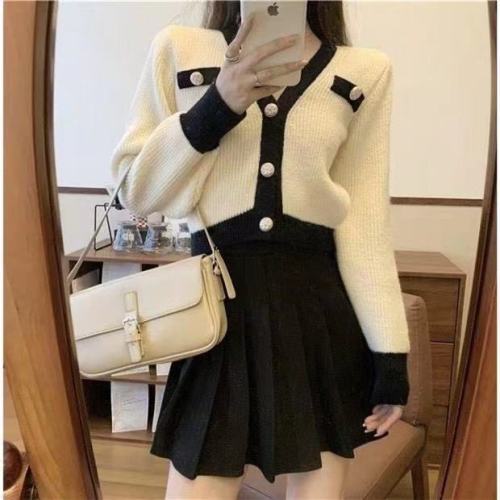 Xiaoxiangfeng top women's short jacket spring outer wear V-neck long-sleeved sweater and black skirt two-piece set