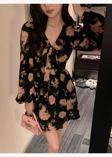 Stretch elastic waistband original high twist chiffon chiffon lining Qiu Rouyao black long sleeve rose print dress