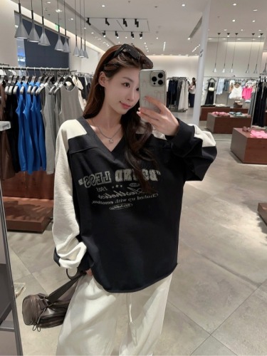 Actual shot ~ American retro jersey sweatshirt for women, new early autumn loose V-neck casual top