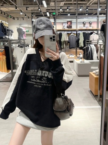 Actual shot ~ American retro jersey sweatshirt for women, new early autumn loose V-neck casual top