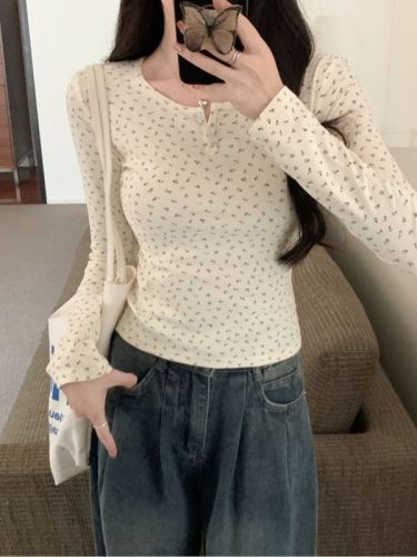 Actual shot of new large size 40 count pure cotton 92 cotton/8 spandex 2024 autumn long-sleeved T-shirt for women with floral buttons