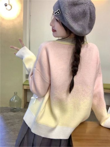 Korean v-neck color-blocked knitted cardigan sweater for women in autumn and winter, sweet, soft and waxy commuting versatile top that covers flesh and reduces age.