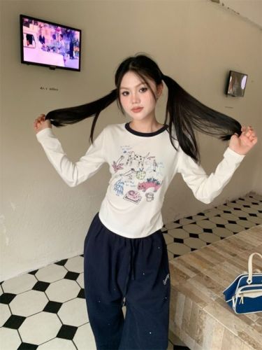 Real shot Salt and sweet graffiti cartoon print long-sleeved waist pleated short T-shirt for women