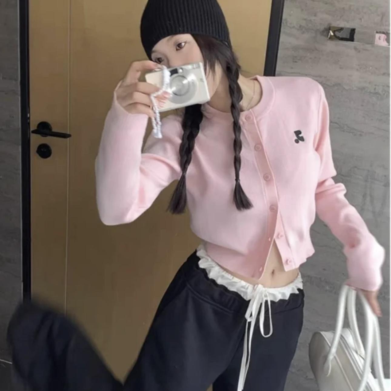 Women's Body-Concealing Long-Sleeve Knit Cardigan 2024 Spring and Autumn New Soft and Delicate Embroidered Knit Cardigan with Small Labels