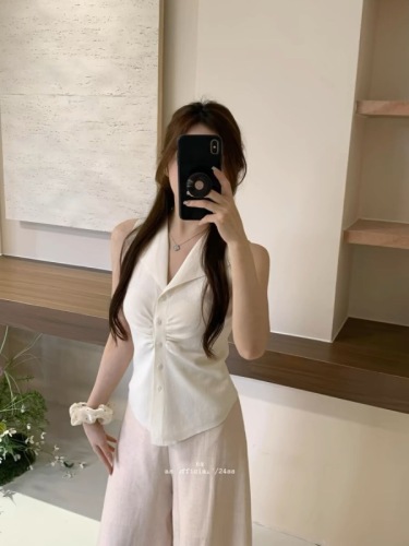 AS OFFICIAL blogger wears new summer style Korean commuting paper figure ~ Lapel design vest small shirt for women