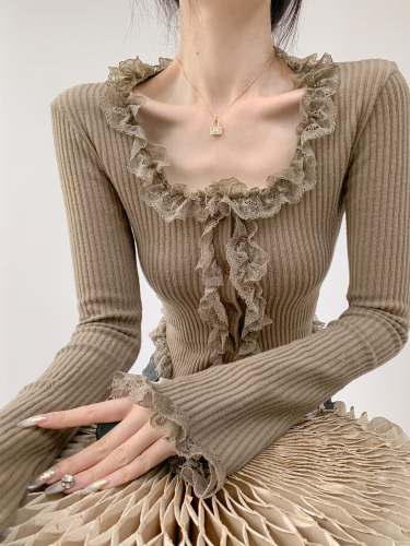 Fengshen's sultry square-neck lace-edged long-sleeved sweater for women, retro short, slim-fitting bottoming top