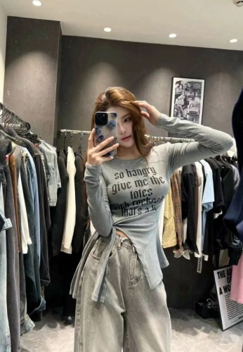 ES Korean version 2024 autumn new fashion letter printing versatile slimming irregular slit strap long-sleeved T-shirt