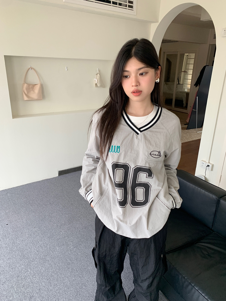Photographed American street style V-neck new early autumn 2024 college style letter loose long-sleeved contrasting color hoodie top