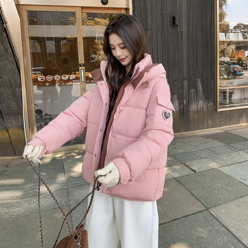 Black down cotton-padded jacket for women winter 2024 new fashion short cotton-padded jacket Korean style loose oversize thickened cotton-padded jacket