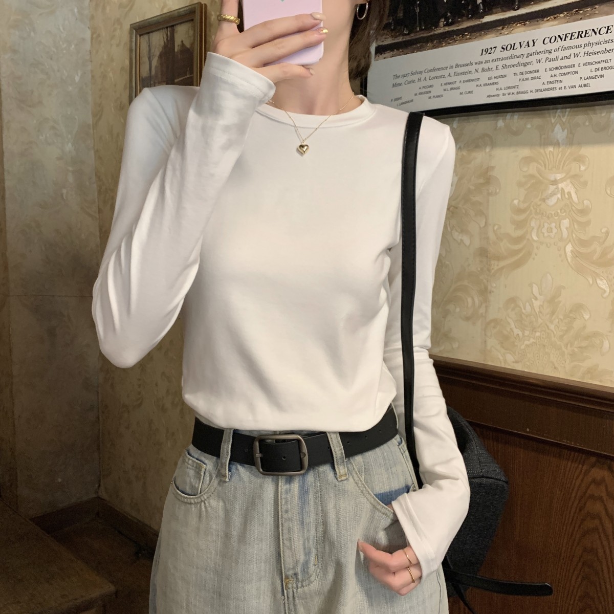 Real shot Autumn Korean style slim round neck basic solid color versatile pure cotton bottoming long-sleeved women's T-shirt top