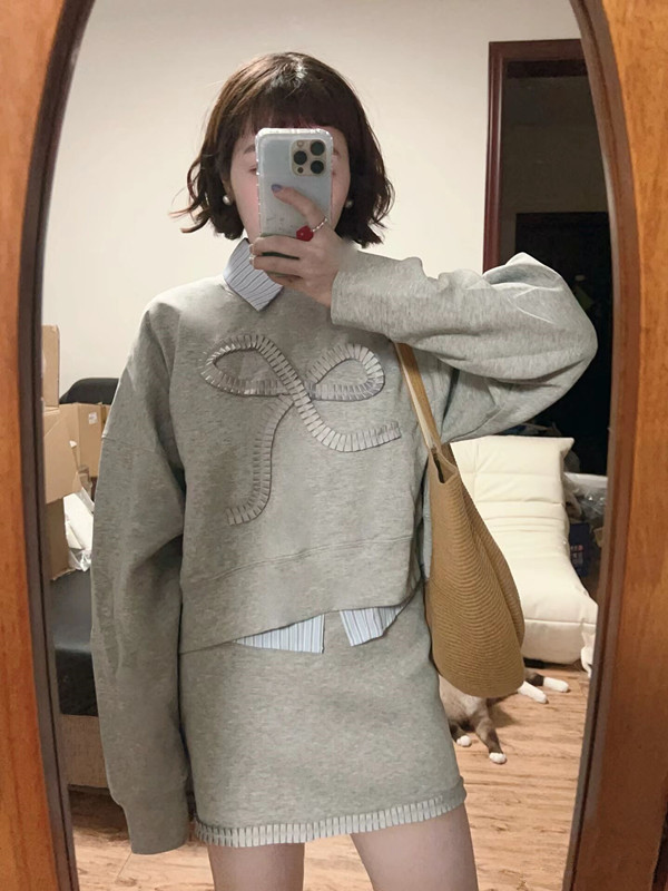 Bow tie slim sweatshirt for women autumn new skirt complete set of casual sports suit