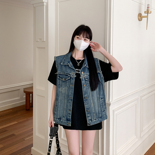 Actual shot ~ Korean style American retro denim vest jacket new style raw edge design niche loose sleeveless waistcoat