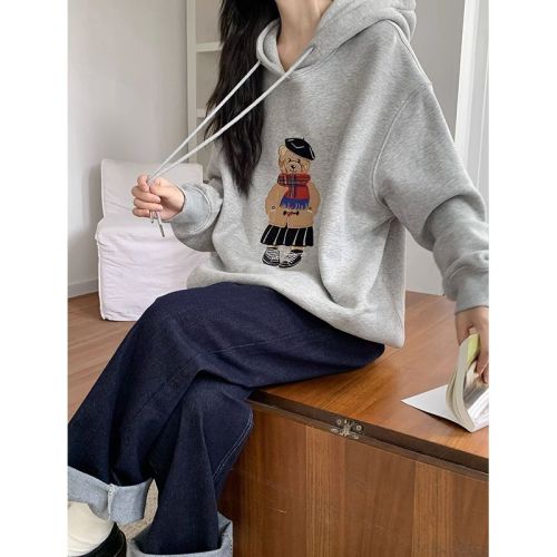 American retro bear print casual pullover sweatshirt for women in spring, autumn and winter, loose, lazy and versatile tops and jackets