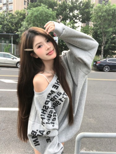 American slanted shoulder letter design long-sleeved sweatshirt for hot girls ins autumn top