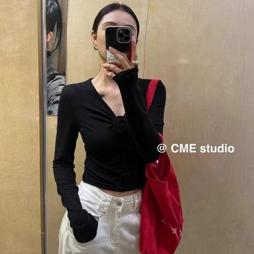 CME autumn 2024 new style chic three-dimensional flower long-sleeved shoulder T-shirt women's slim fit hot girl short top