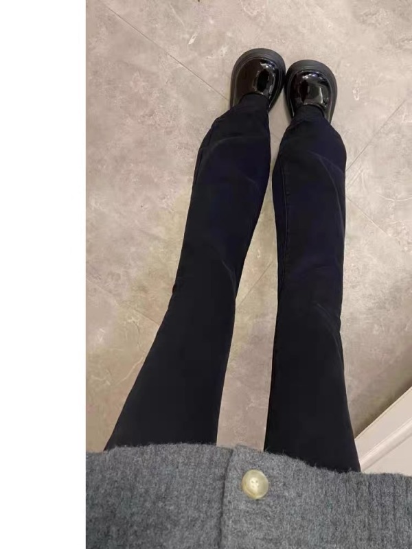 Black flared jeans for women in winter, niche design, slim fit, horse hoof pants, high waist straight floor mopping pants, trendy