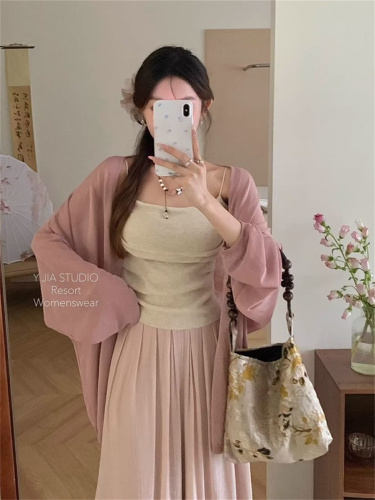 Gentle and lazy style, versatile ice silk sun protection top, summer long-sleeved loose outer knitted cardigan, mid-length shawl