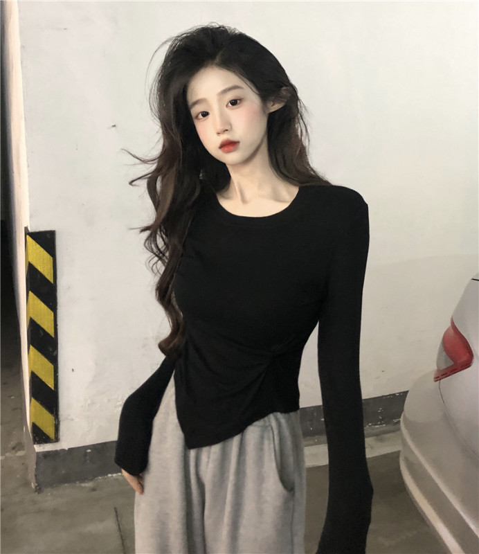 New style ~ long-sleeved cotton T-shirt with irregular design pleated top for outer wear Korean style slim fit