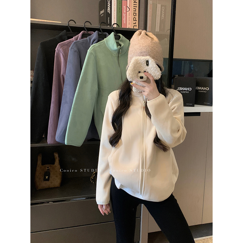 Real shot!  2024 new style soft, comfortable, velvet and thickened foreign style versatile warm little jacket for women