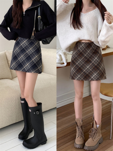 Woolen skirt, autumn and winter short skirt for women, new style, small high waist, slimming A-line plaid hip skirt