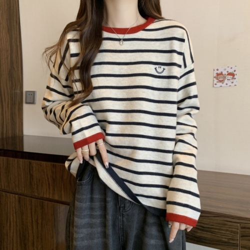 Large size embroidered contrasting striped sweater for women in autumn and winter new design versatile round neck long-sleeved top