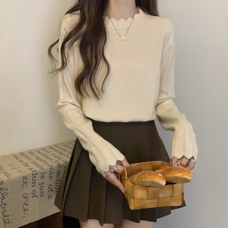Large size bottoming shirt for women in autumn and winter with lace collar sweater, versatile and stylish long-sleeved knitted top