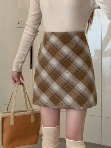 Retro plaid woolen skirt, high-waisted, slimming, mid-length, A-line hip-hugging