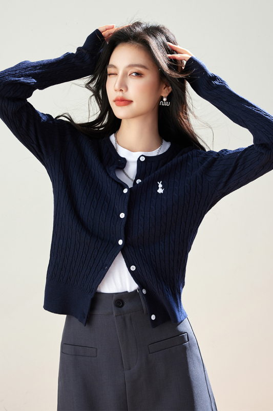 ◆Ready stock◆Korean style round neck twist puff sleeve knitted cardigan for women autumn embroidered long-sleeved sweater jacket