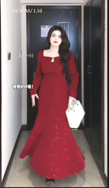 Fat mm autumn and winter French retro Hepburn socialite beaded velvet temperament and high-end skirt
