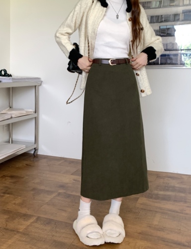 New high-waist slim retro corduroy skirt that covers the crotch, straight a-line mid-length hip-covering skirt