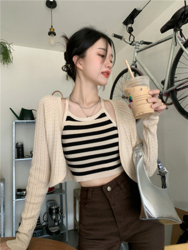 Striped camisole knitted vest + sweater cardigan knitted suit