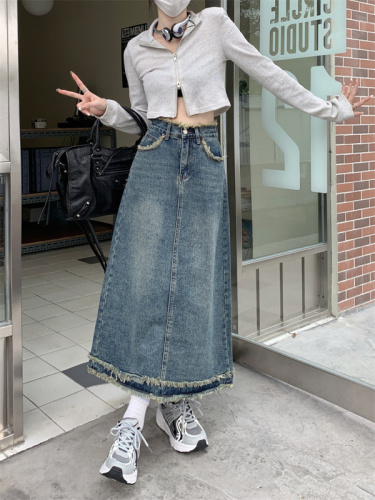 Retro high-waisted A-line mid-length denim skirt for women autumn new niche loose and slim skirt