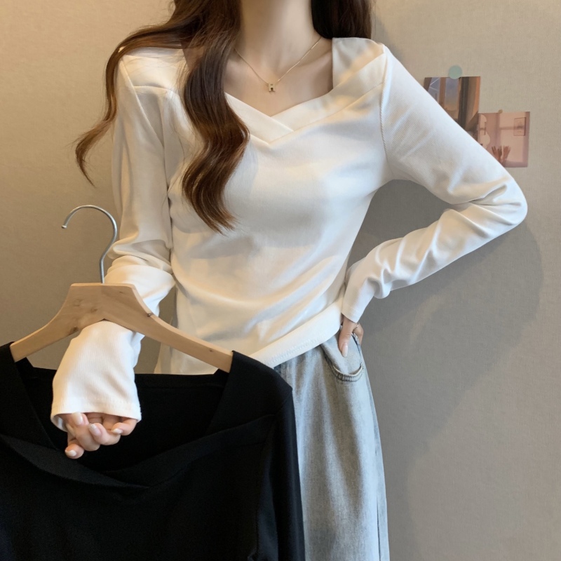 Large size bottoming shirt for women in autumn and winter new design niche square collar irregular style slim inner top