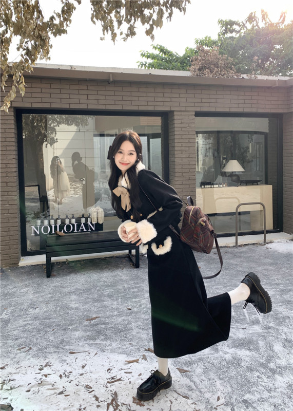 Autumn and winter French style long skirt, light luxury and fashionable temperament, rich plutocratic quilted woolen suit