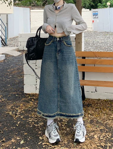 Retro high-waisted A-line mid-length denim skirt for women autumn new niche loose and slim skirt