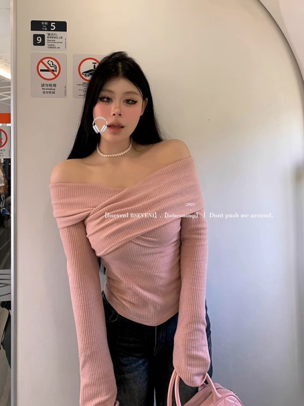 Large size pink T-shirt 2024 new slimming inner one-shoulder sexy knitted top for women