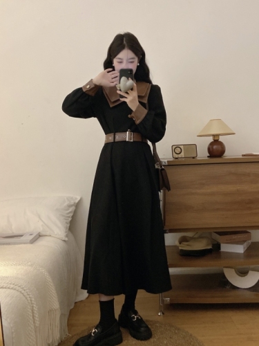 Plus size autumn and winter temperament slim waist corduroy small fragrant style bestie skirt fat mm Hepburn dress